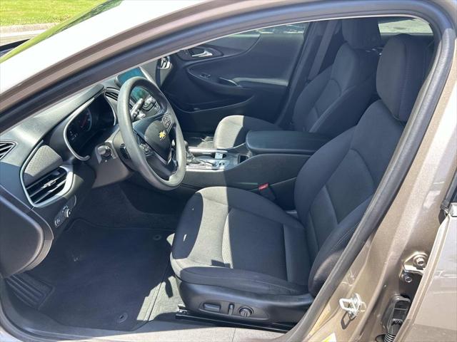 2022 Chevrolet Malibu FWD LT