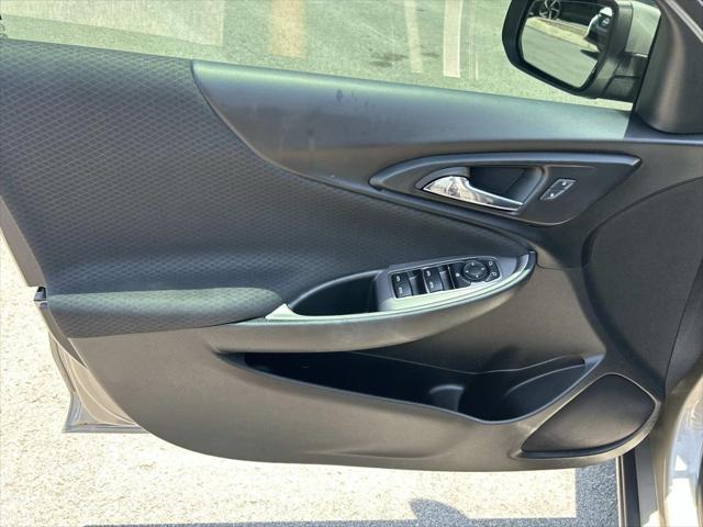 2022 Chevrolet Malibu FWD LT