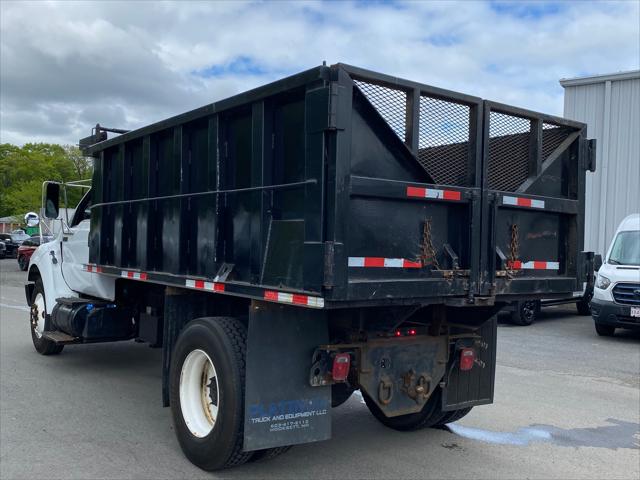 2011 Ford F-750 XL