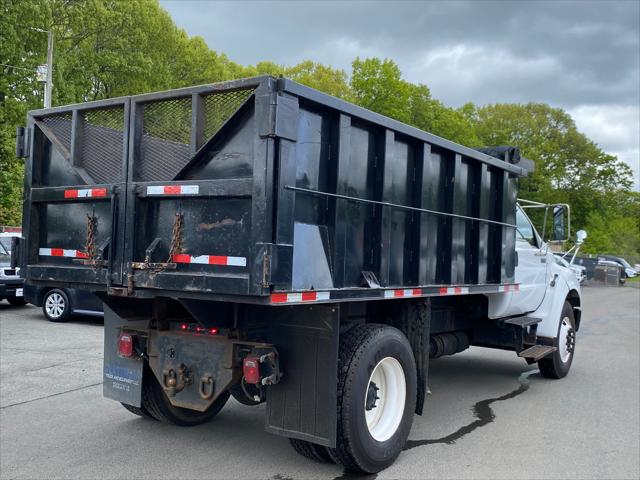 2011 Ford F-750 XL