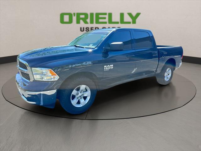 2023 Ram 1500 Classic SLT Crew Cab 4x2 5'7" Box