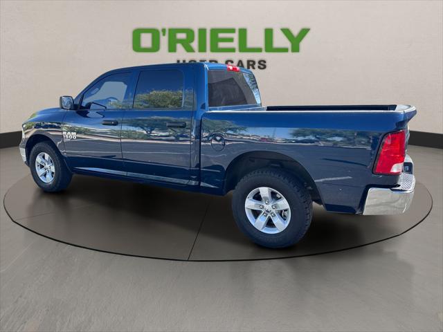 2023 Ram 1500 Classic SLT Crew Cab 4x2 5'7" Box