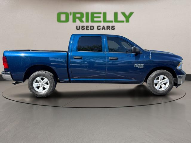 2023 Ram 1500 Classic SLT Crew Cab 4x2 5'7" Box