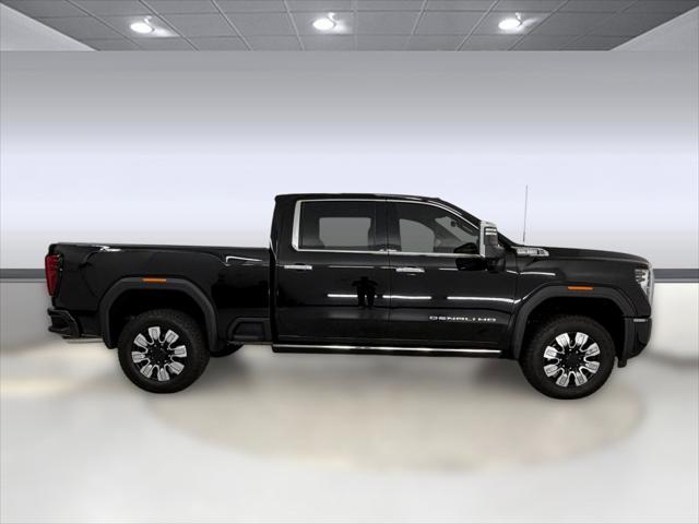 2026 GMC Sierra 2500HD Crew Cab, Standard Bed, Denali, 4WD