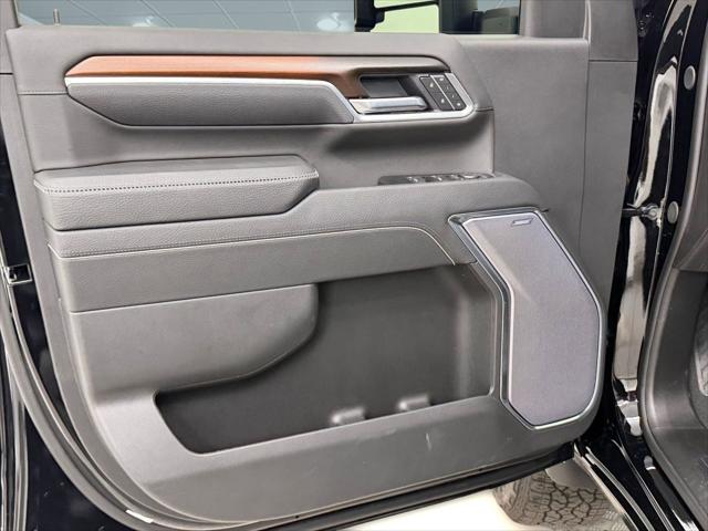 2026 GMC Sierra 2500HD Crew Cab, Standard Bed, Denali, 4WD