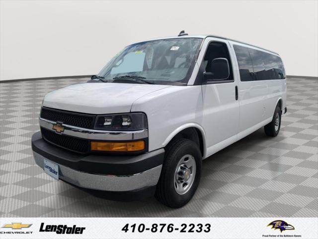 2025 Chevrolet Express Passenger RWD 3500 Extended Wheelbase LT 2025 Chevrolet Express Passenger RWD 3500 Extended Wheelbase LT