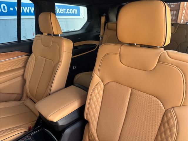 2025 Jeep Grand Cherokee L Summit Reserve 4x4