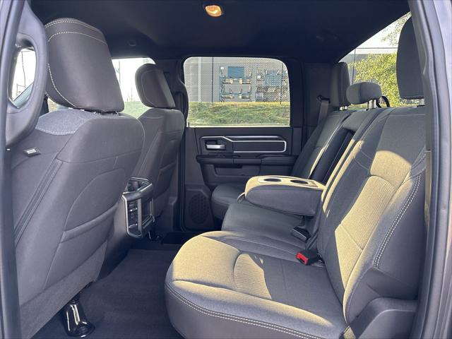 2023 Ram 3500 Big Horn Crew Cab 4x4 8' Box