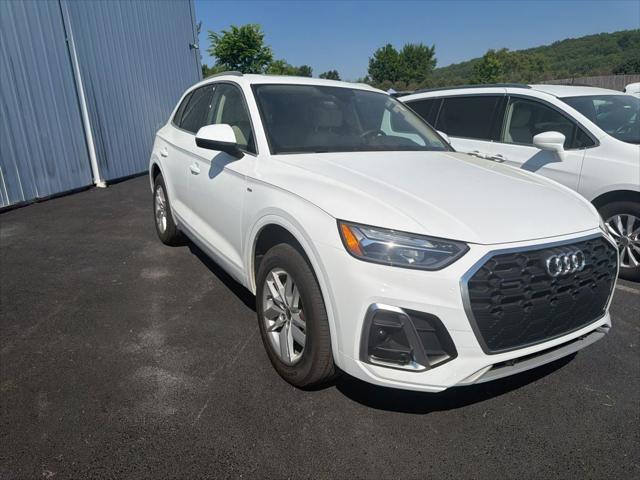 2023 Audi Q5 Premium 45 TFSI S line quattro 2023 Audi Q5 Premium 45 TFSI S line quattro