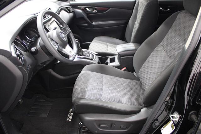 2020 Nissan Rogue Sport SV FWD Xtronic CVT