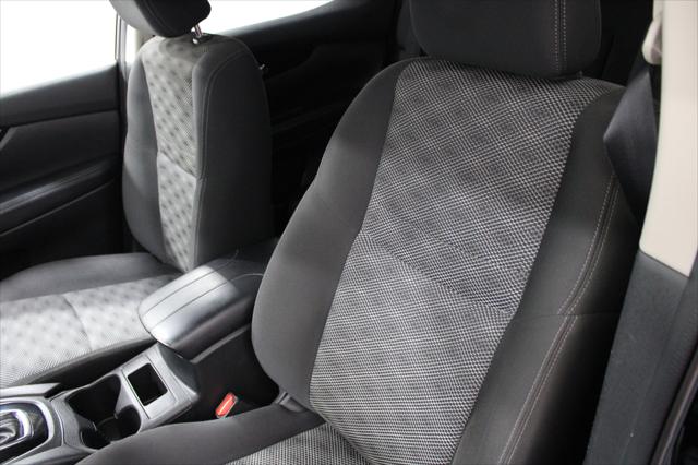 2020 Nissan Rogue Sport SV FWD Xtronic CVT