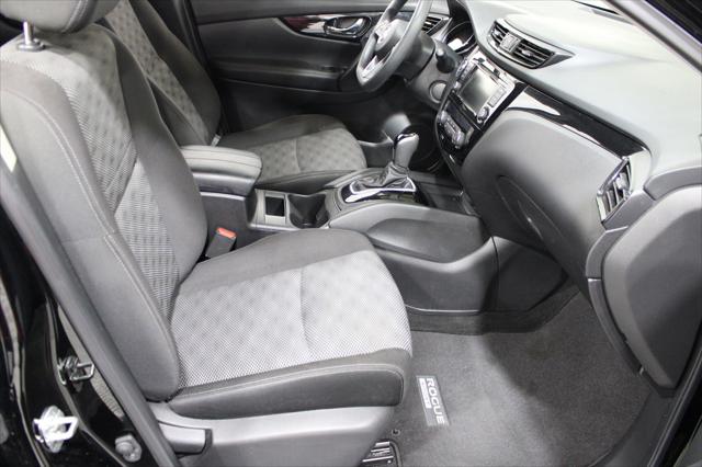 2020 Nissan Rogue Sport SV FWD Xtronic CVT