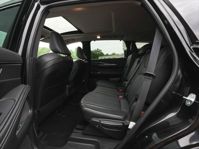 2025 INFINITI QX60 LUXE AWD