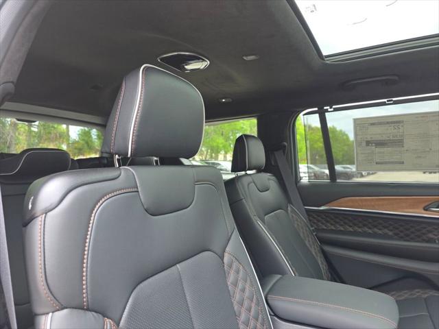 2026 Jeep Grand Cherokee L Summit 4x4