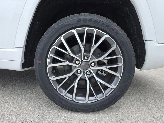 2026 Jeep Grand Cherokee L Summit 4x4