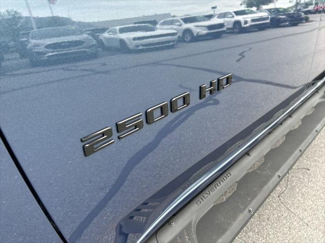 2026 Chevrolet Silverado 2500HD Crew Cab, Standard Bed, LT, 4WD