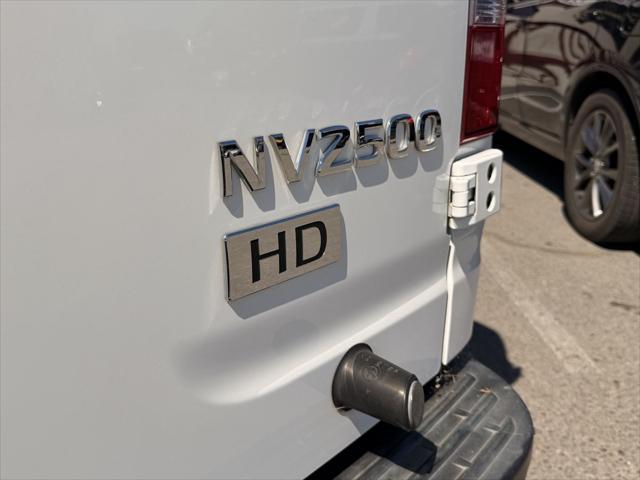 2013 Nissan 2500 S V6
