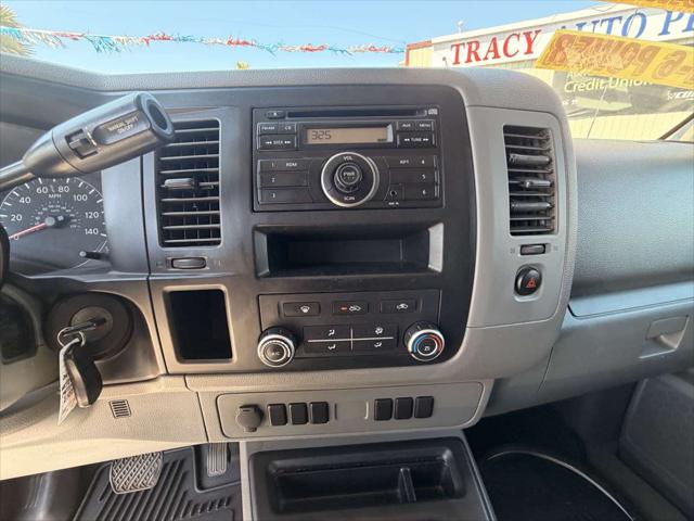 2013 Nissan 2500 S V6