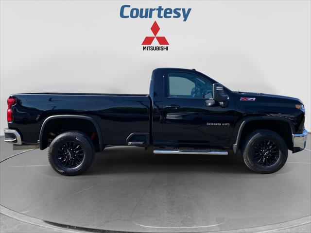 2022 Chevrolet Silverado 3500HD 4WD Regular Cab Long Bed LT