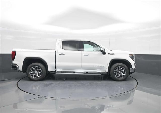 2026 GMC Sierra 1500 Crew Cab, Short Bed, SLT, 4WD