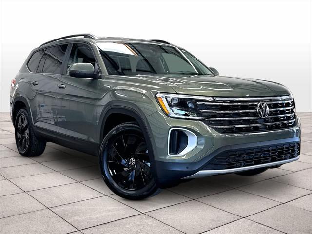 2026 Volkswagen Atlas SE with Technology