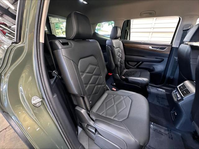 2026 Volkswagen Atlas SE with Technology