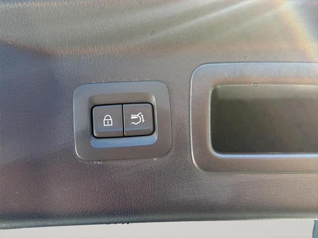 2025 Mazda X-90 3.3 Turbo Select Package