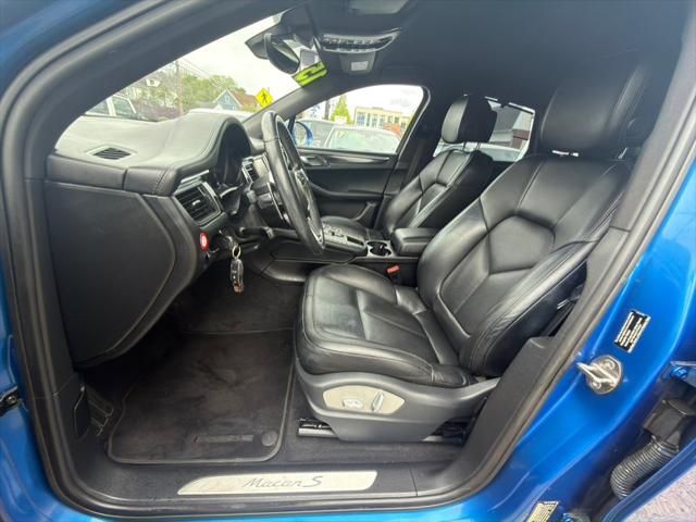 2015 Porsche Macan S