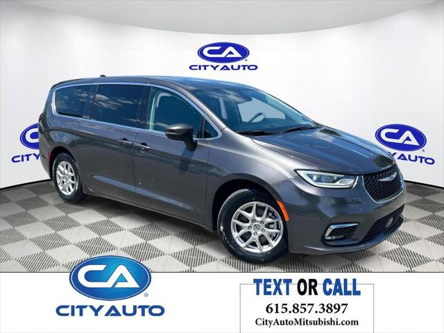 2023 Chrysler Pacifica Touring L for sale in Murfreesboro, TN