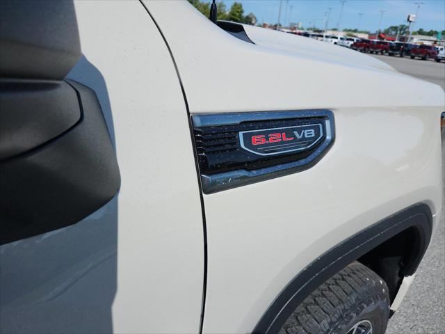2026 GMC Sierra 1500 Crew Cab, Short Bed, AT4, 4WD