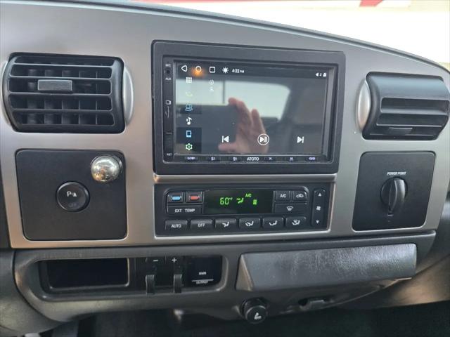 2006 Ford F-350 Crew Cab 156"" Amarillo 4WD