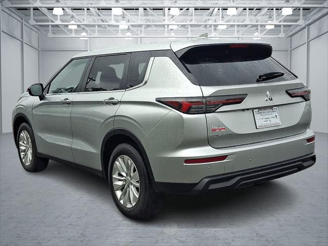 2025 Mitsubishi Outlander ES 2.5 S-AWC