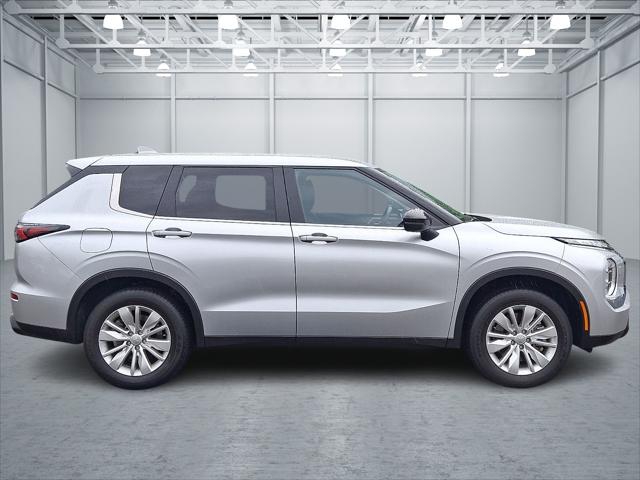2025 Mitsubishi Outlander ES 2.5 S-AWC