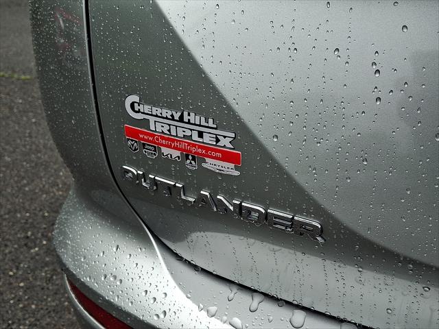 2025 Mitsubishi Outlander ES 2.5 S-AWC