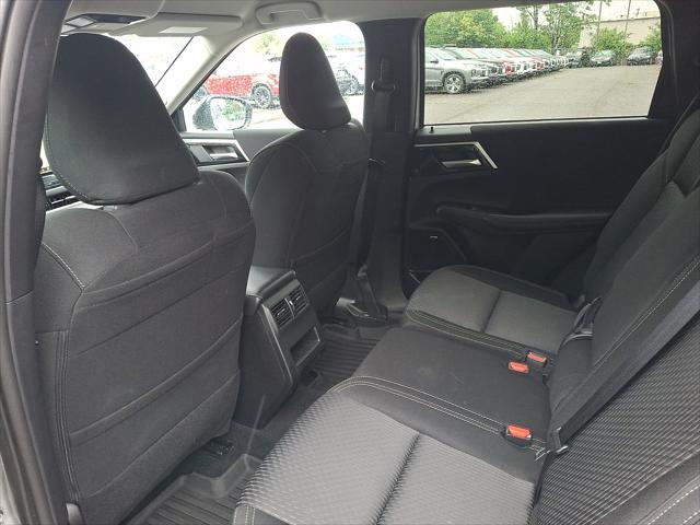 2025 Mitsubishi Outlander ES 2.5 S-AWC