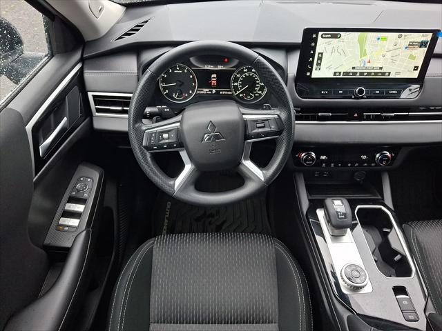 2025 Mitsubishi Outlander ES 2.5 S-AWC