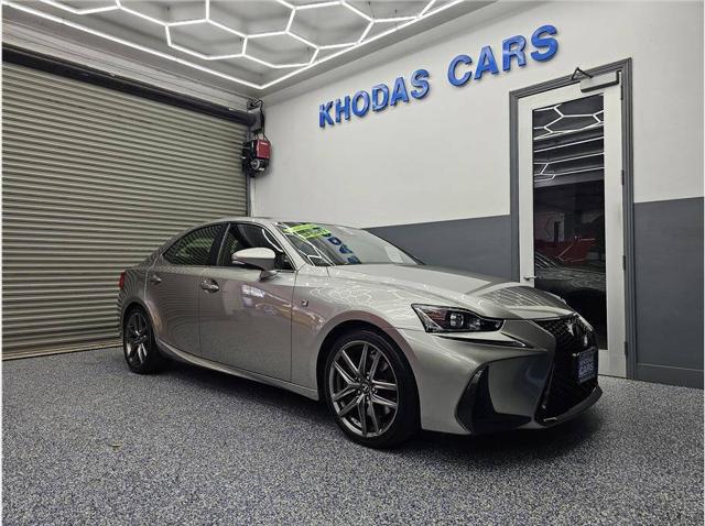 2017 Lexus IS 200t Base 4dr Sedan