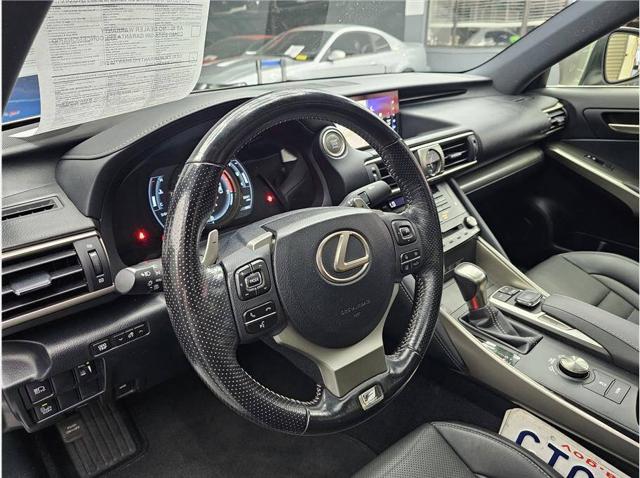 2017 Lexus IS 200t Base 4dr Sedan