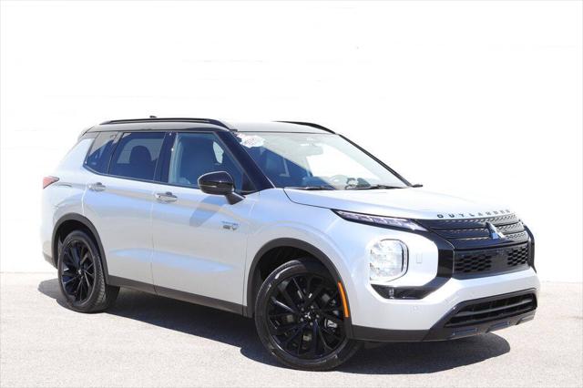 2025 Mitsubishi Outlander PHEV SEL Black Edition S-AWC for sale in Bay City, MI