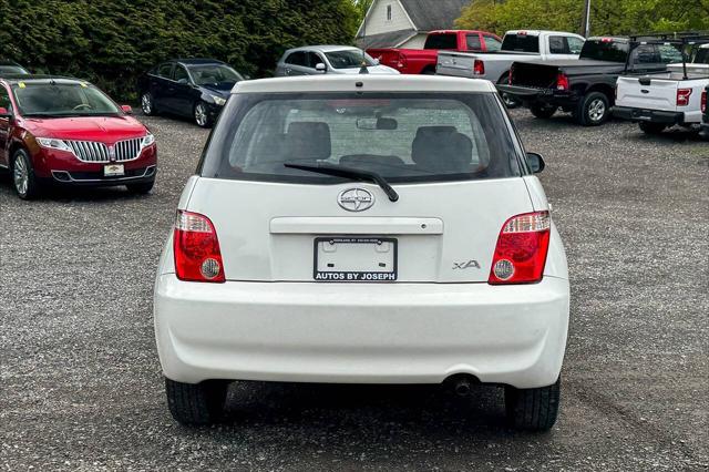 2006 Scion xA Base 4dr Hatchback w/Automatic
