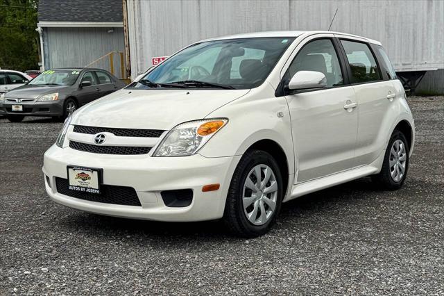 2006 Scion xA Base 4dr Hatchback w/Automatic