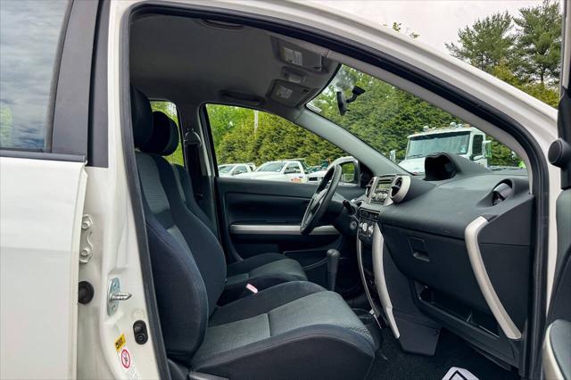 2006 Scion xA Base 4dr Hatchback w/Automatic