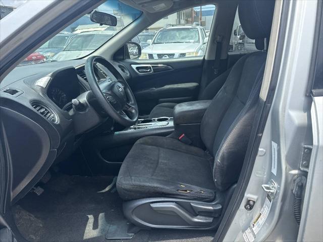 2015 Nissan Pathfinder S