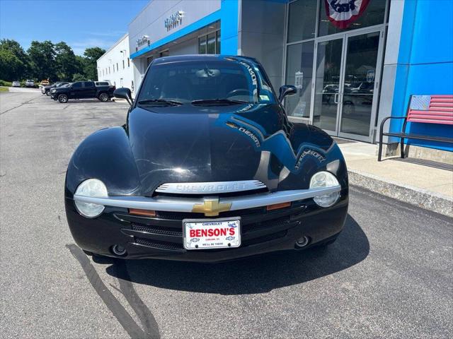 2004 Chevrolet SSR LS 2dr Regular Cab Convertible Rwd SB