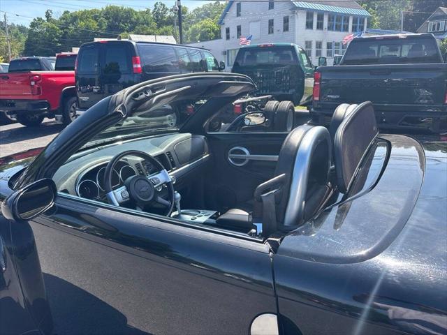 2004 Chevrolet SSR LS 2dr Regular Cab Convertible Rwd SB