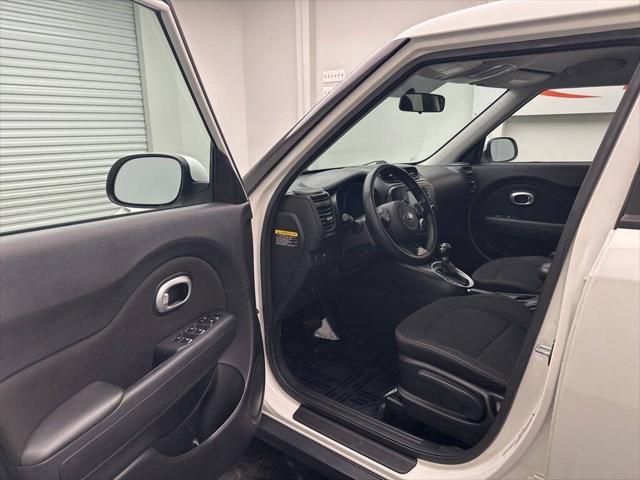 2019 Kia Soul Base 4dr Crossover 6A