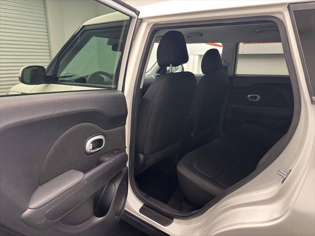 2019 Kia Soul Base 4dr Crossover 6A