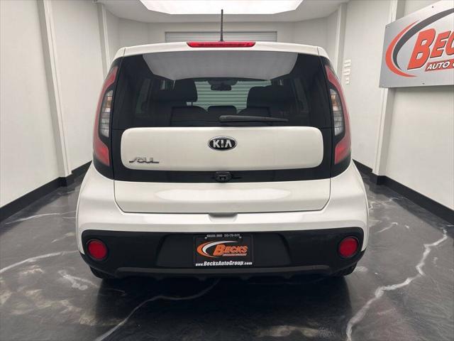 2019 Kia Soul Base 4dr Crossover 6A