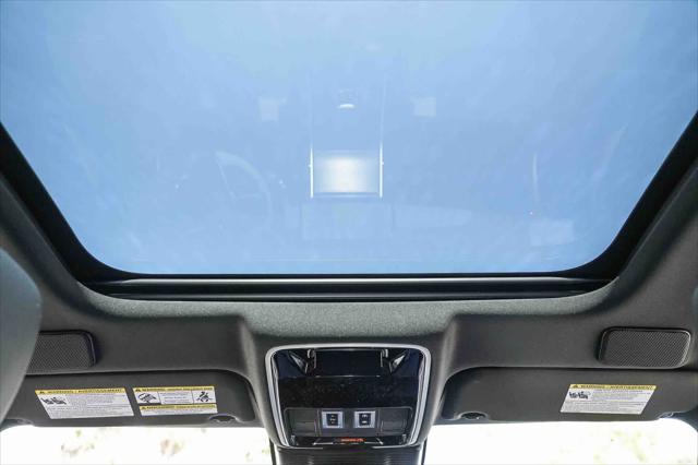2026 Land Rover Range Rover Velar P250 Dynamic SE