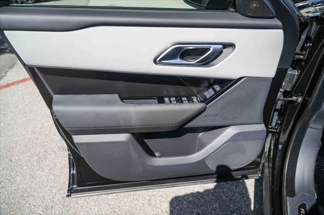 2026 Land Rover Range Rover Velar P250 Dynamic SE